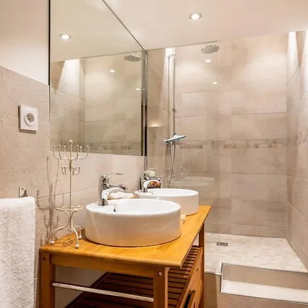 Apartment Lugdunum At The Heart Of The Old Ail *