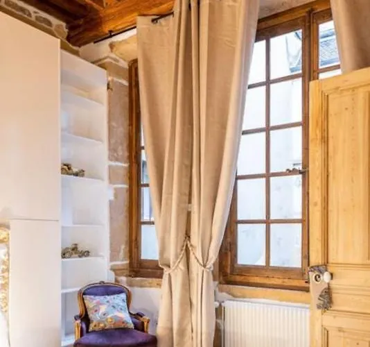 Daire In | Charme Xive Siecle Au Vieux *